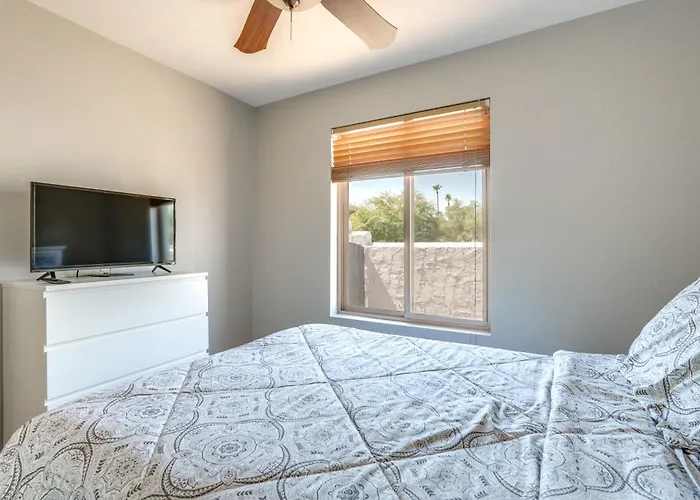 W/ Pool, Near Golf, Hiking & More! Holiday home *