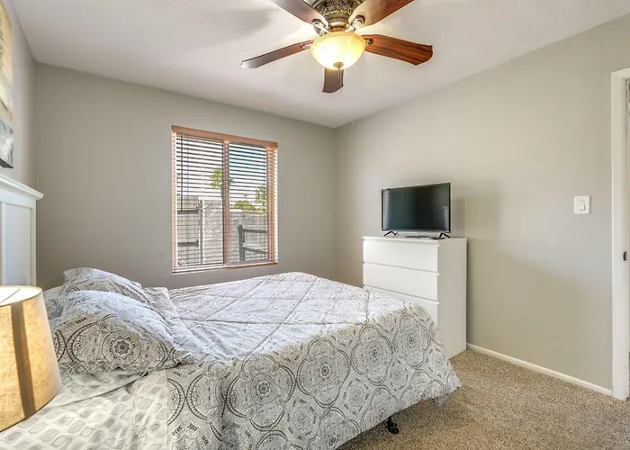 Holiday home W/ Pool, Near Golf, Hiking & More! Phoenix