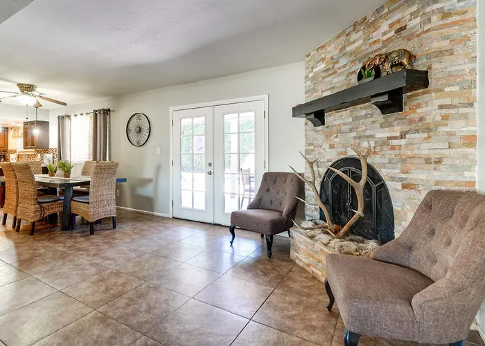 W/ Pool, Near Golf, Hiking & More! Holiday home *